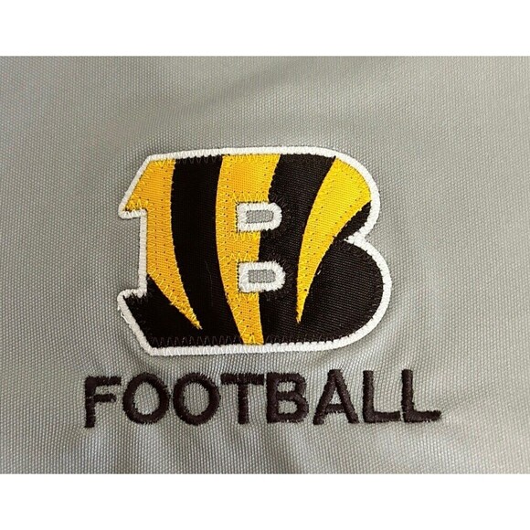 Cincinnati Bengals Men's 4X Gray 1/4 Button Polo With Bengal Logo Embroidered - Picture 2 of 6